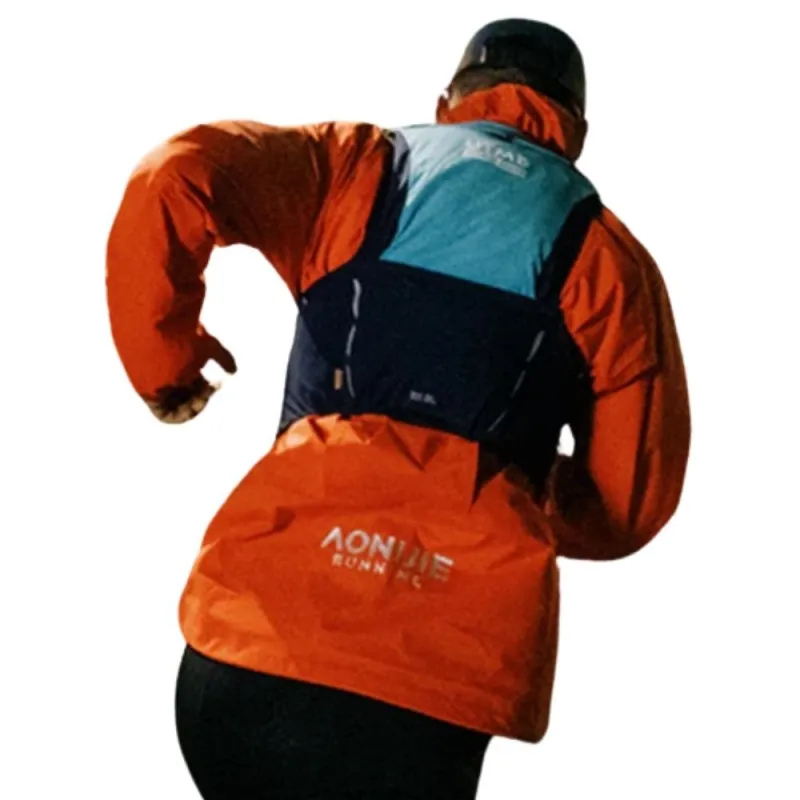 UTMB Team 8L +2 ánforas 500ml miniatura 6